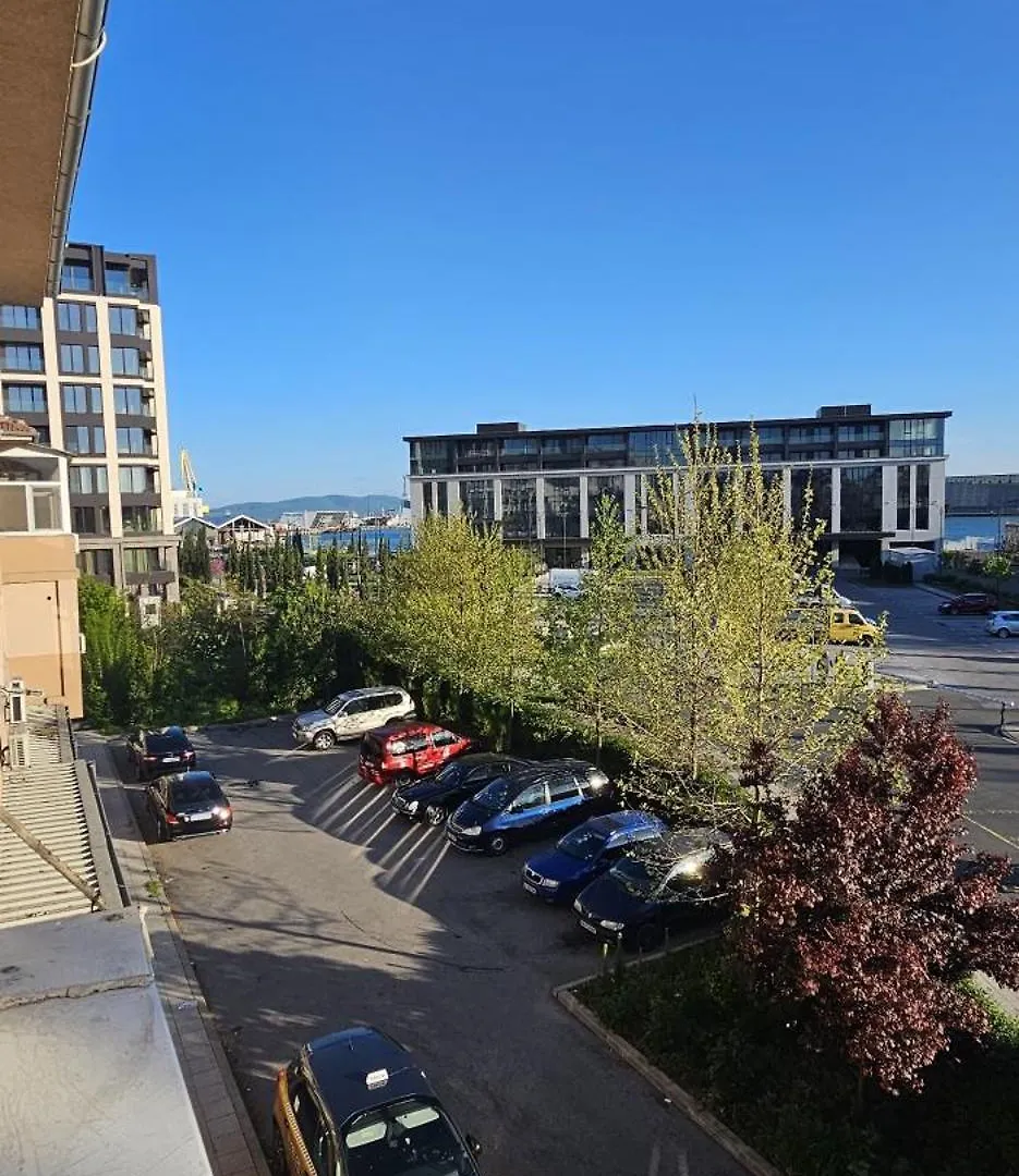 Black Sea View - Luxory Apartment By The Sea Burgas