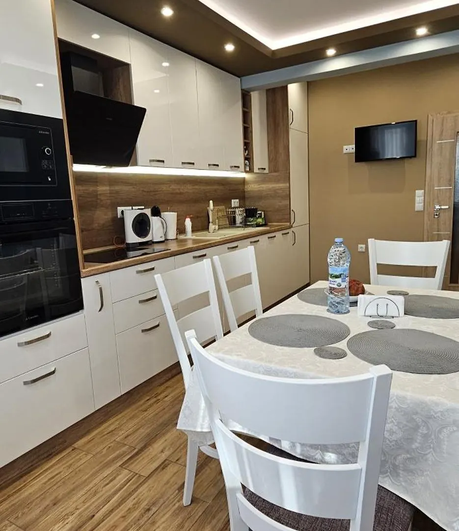 Black Sea View - Luxory Apartment By The Sea Burgas Bulgaria