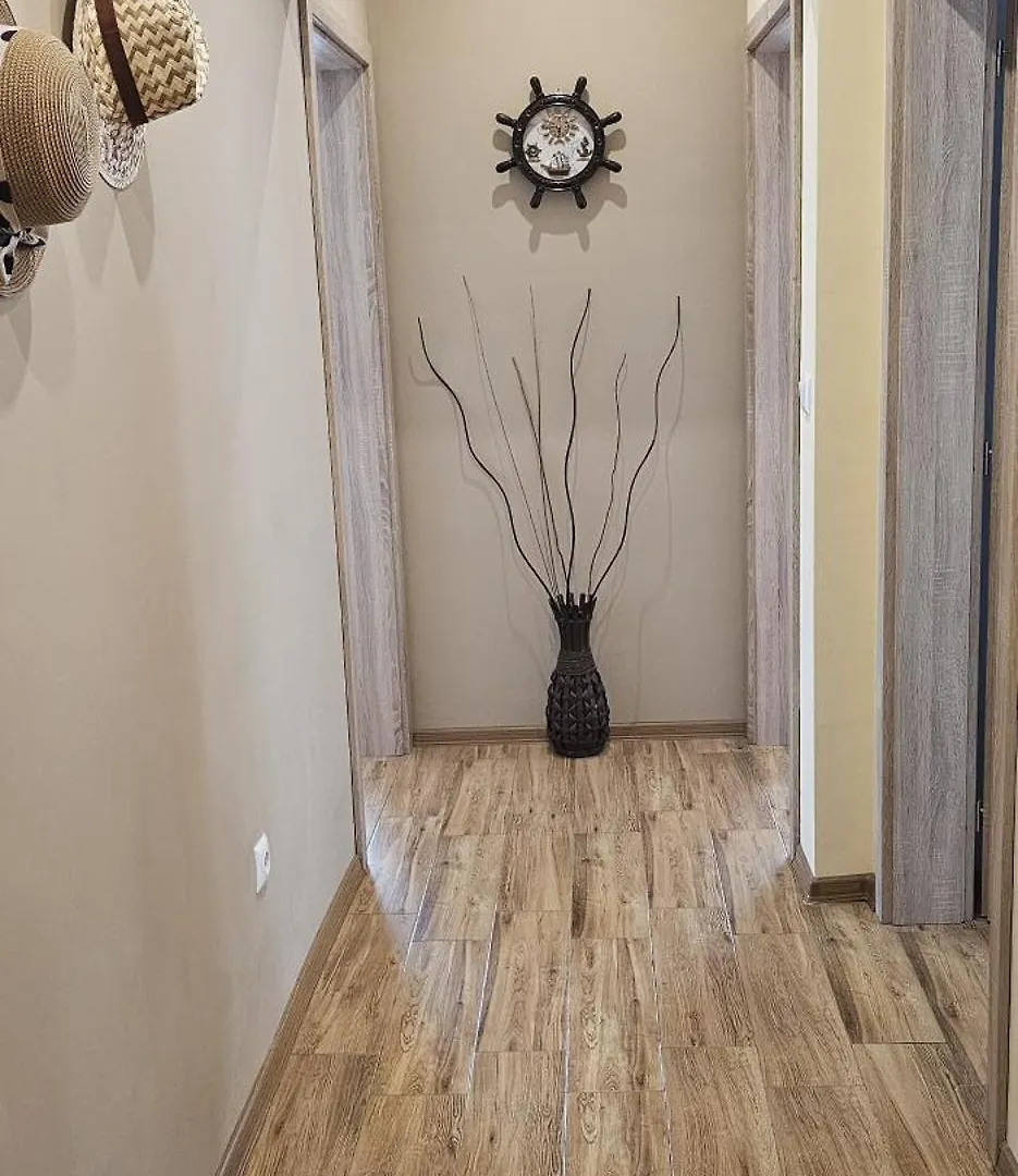 Black Sea View - Luxory Apartment By The Sea Burgas 0*,